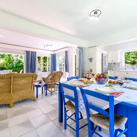 Villa Cyprus Gardens *