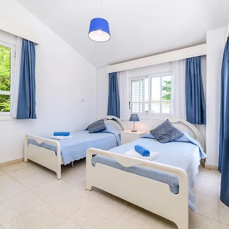 Cyprus Gardens فيلة بروتاراس